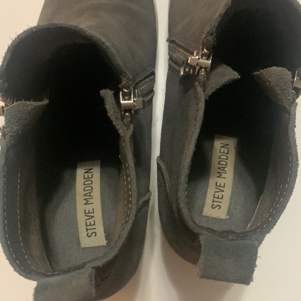 Steve Madden Booties - Picture 6 of 6